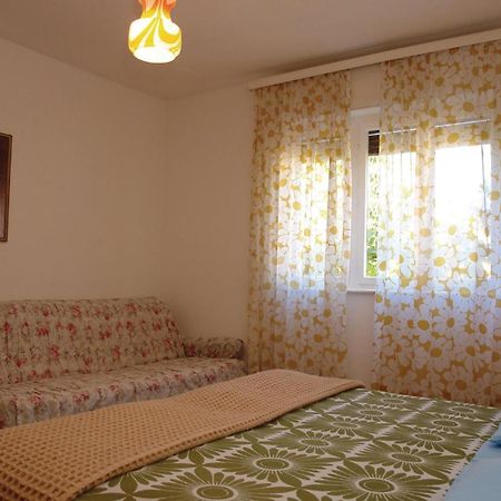Stunning Apartment In Pula With Kitchen Dış mekan fotoğraf