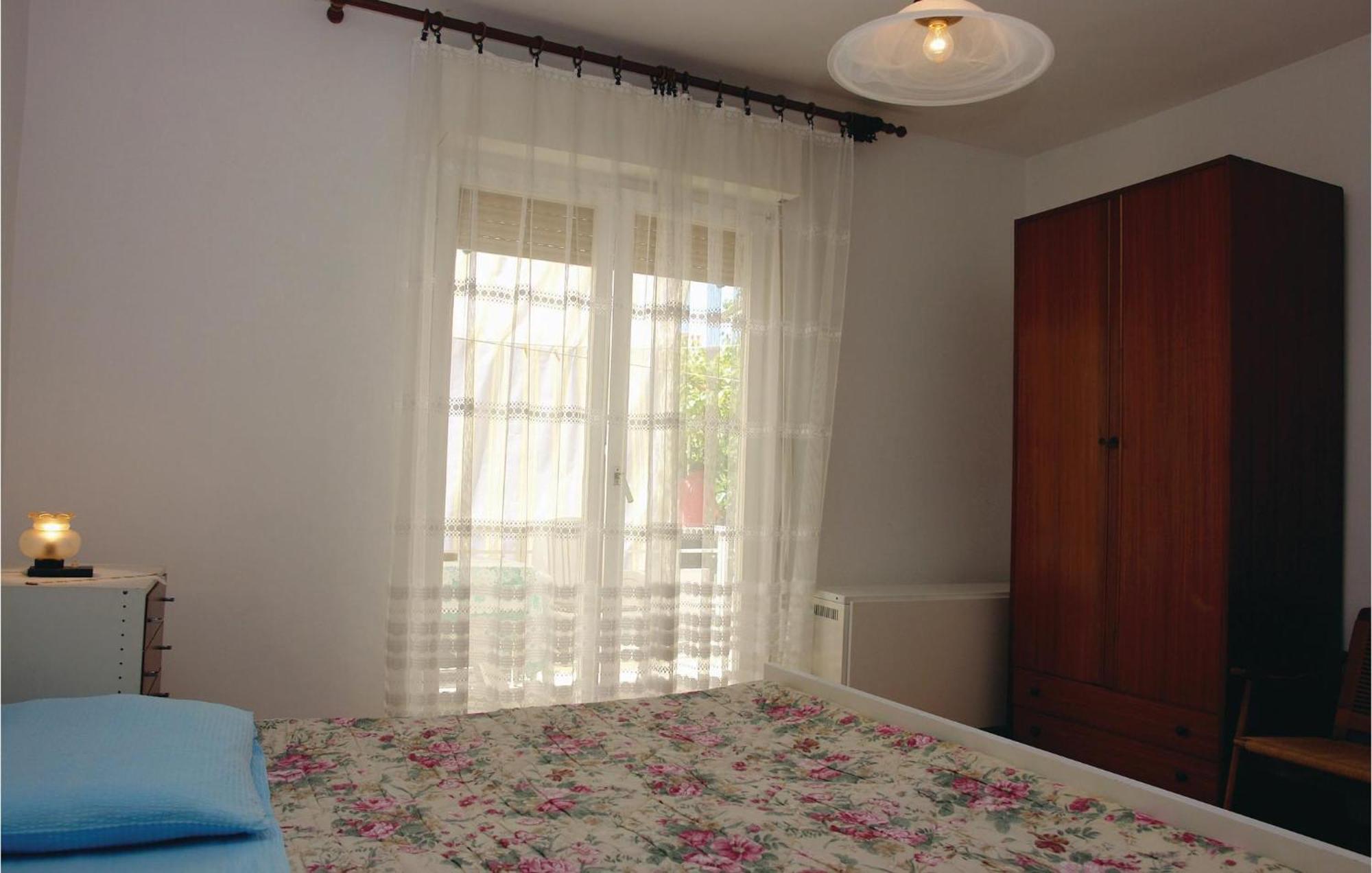 Stunning Apartment In Pula With Kitchen Dış mekan fotoğraf
