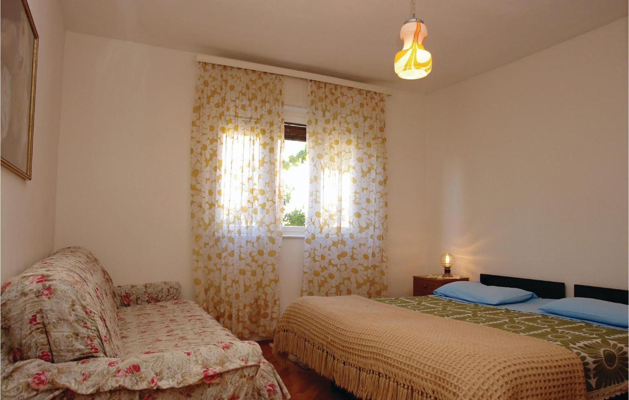 Stunning Apartment In Pula With Kitchen Dış mekan fotoğraf