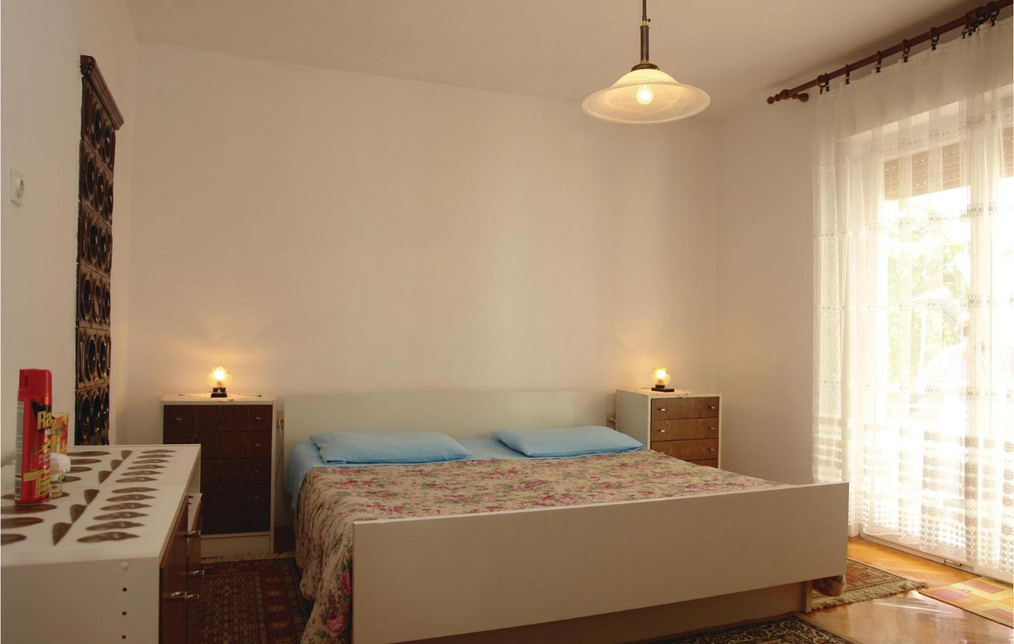 Stunning Apartment In Pula With Kitchen Dış mekan fotoğraf